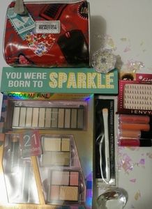 💋🆕Make-up Bundle💋🎨🖌️🤳